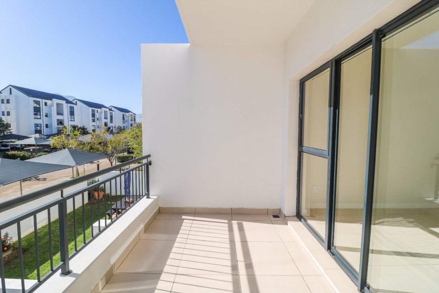 To Let 3 Bedroom Property for Rent in De Velde Western Cape